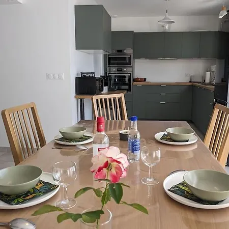 Feriehus Nouveau : Charmante Maison, Accessible Pmr